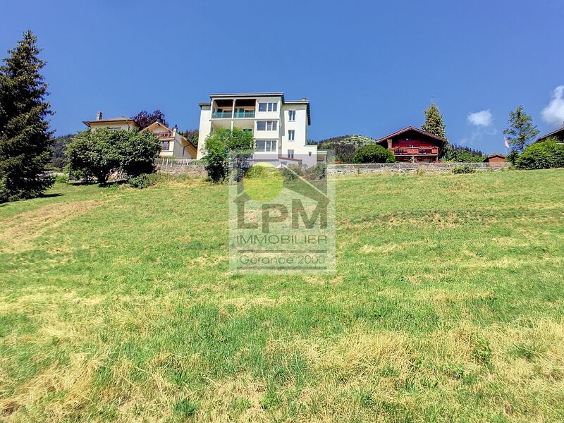 Residential house with good yield and superb view!