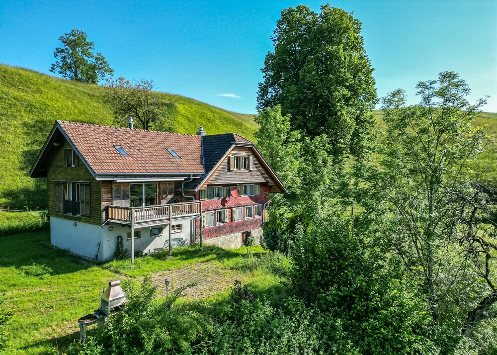 Charmantes Landhaus mit atemberaubender Aussicht