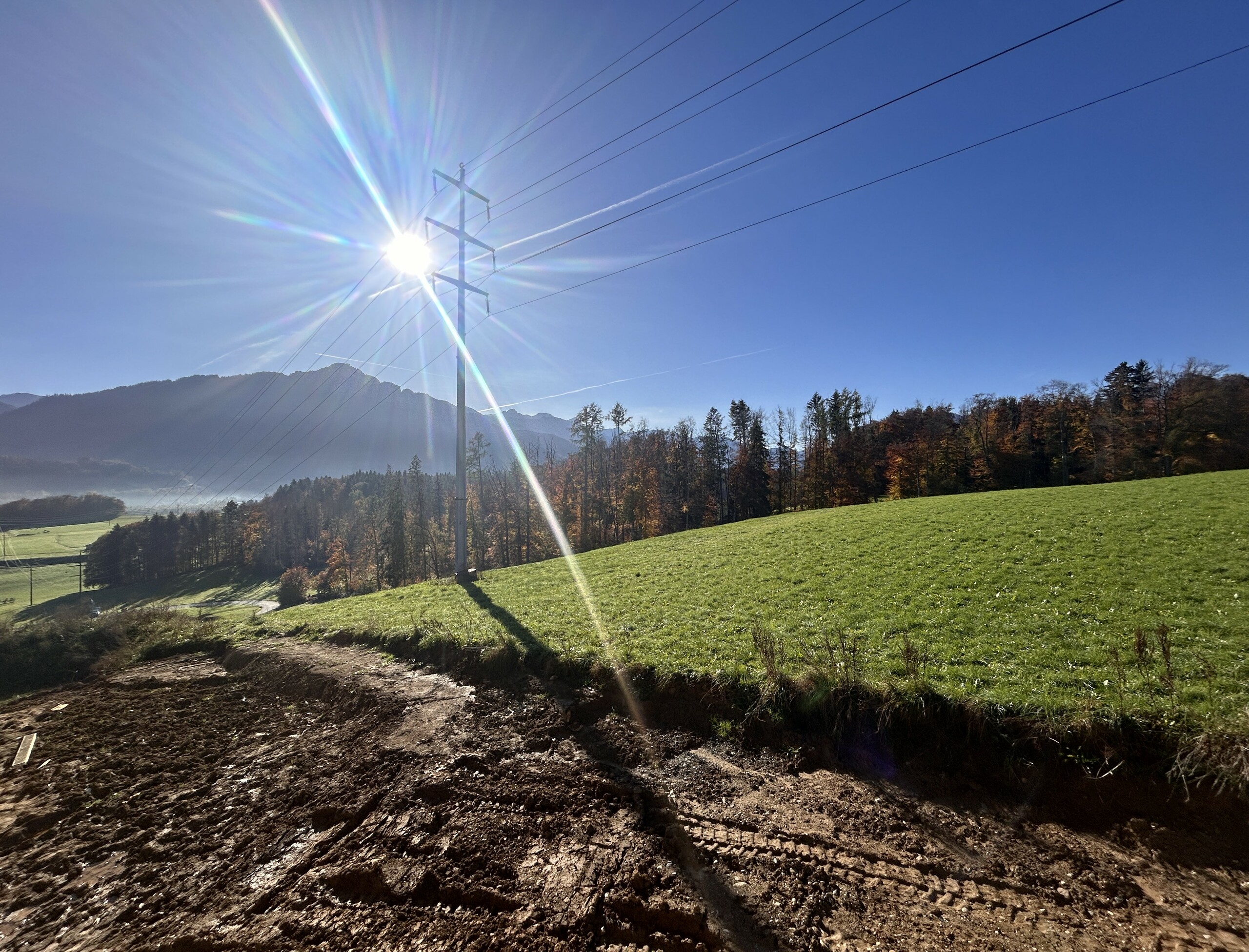 Vue (ligne haute tension va être enterrée)