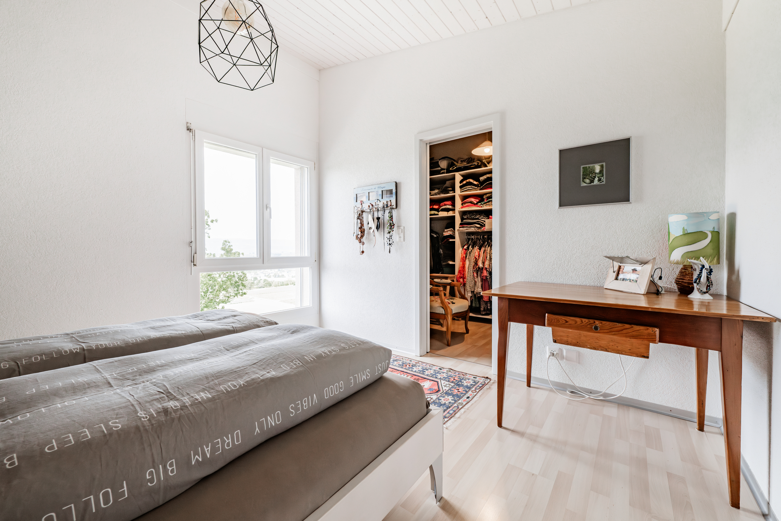 Chambre parents avec dressing