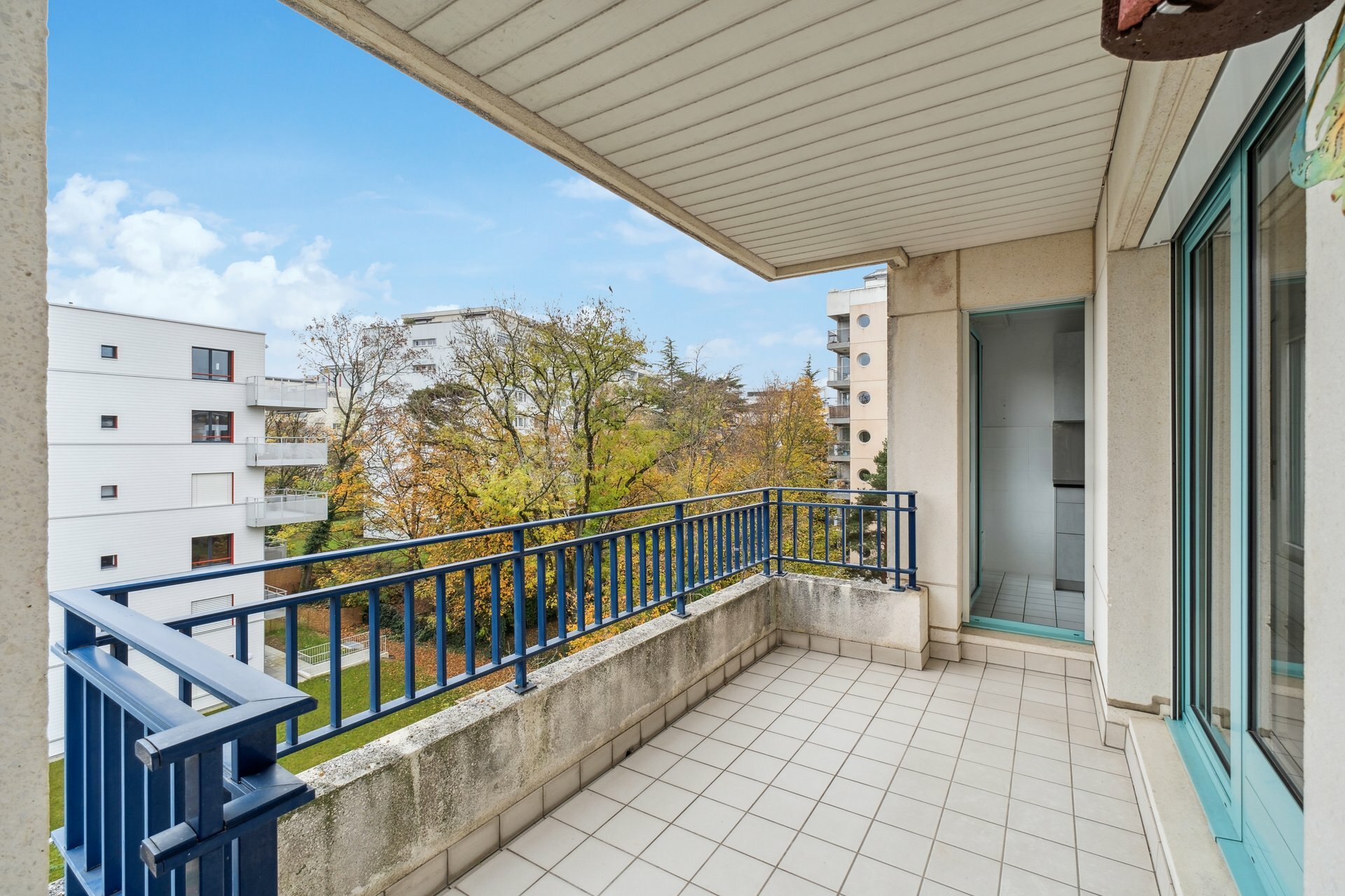 Balcon avec vue dégagée sur le Salève